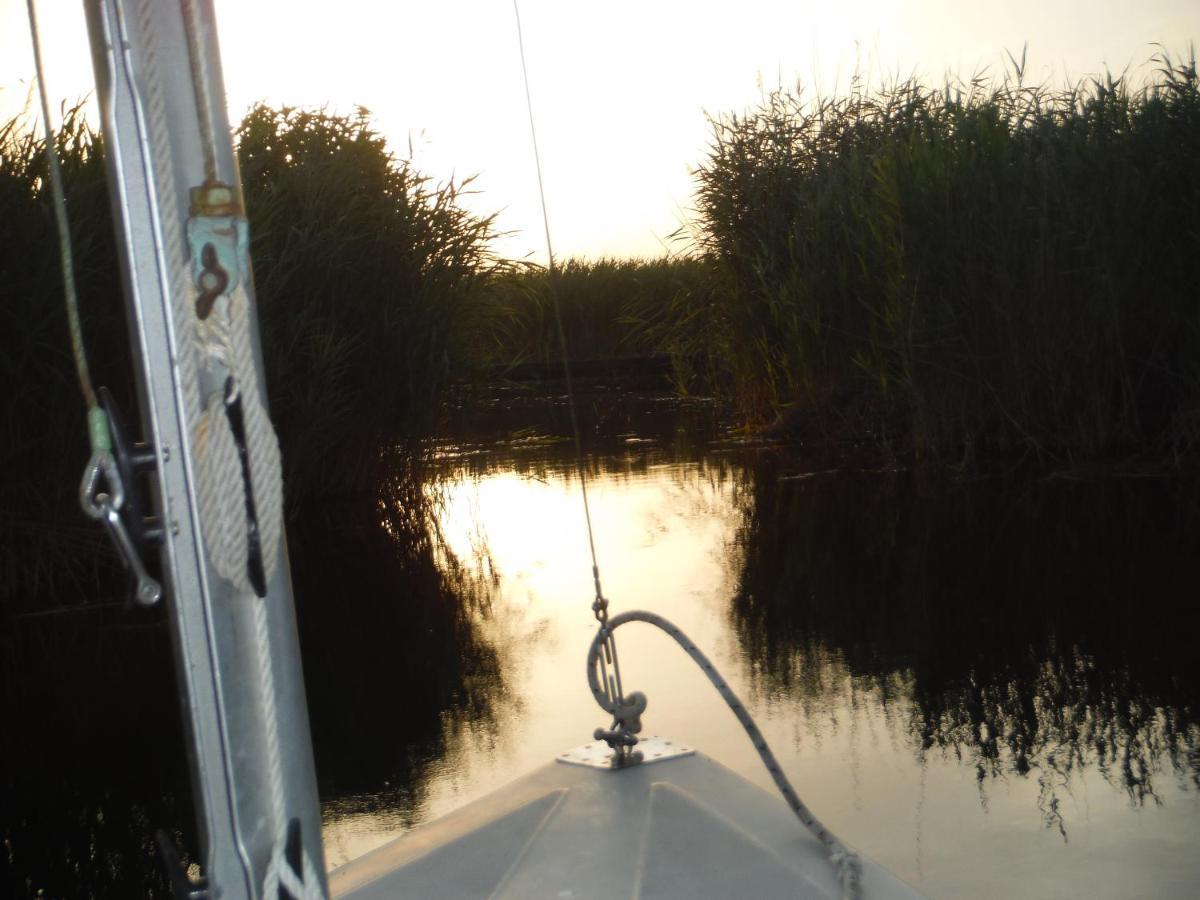 Pfahlbau Sunset II Toplage Inklusive Elektroboot Ruszt Kültér fotó