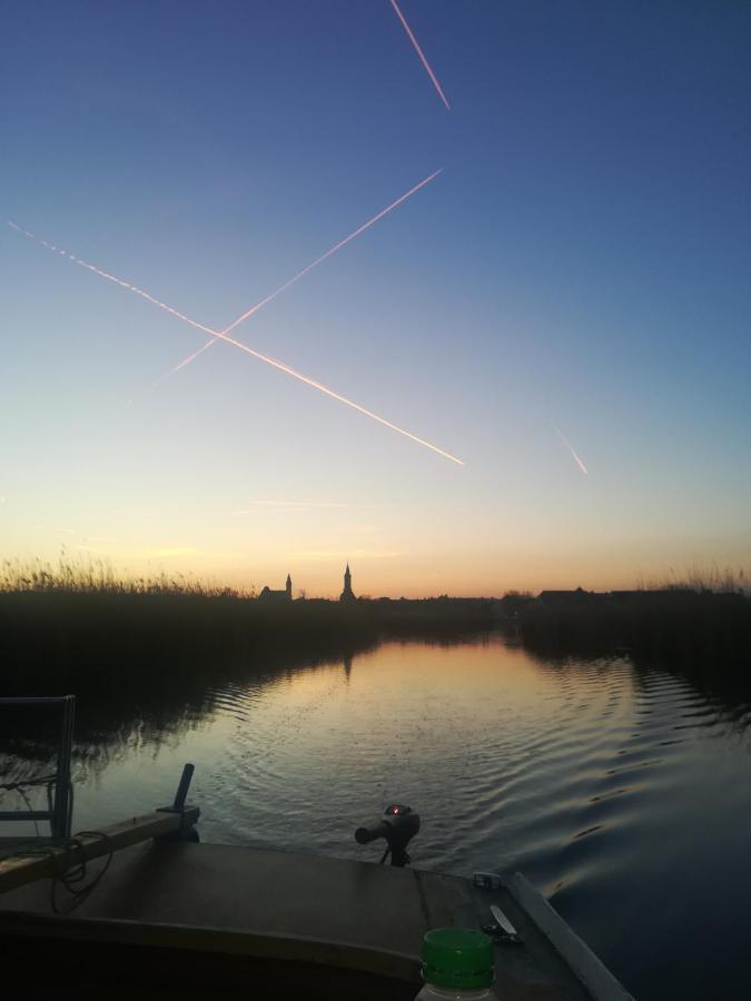 Pfahlbau Sunset II Toplage Inklusive Elektroboot Ruszt Kültér fotó