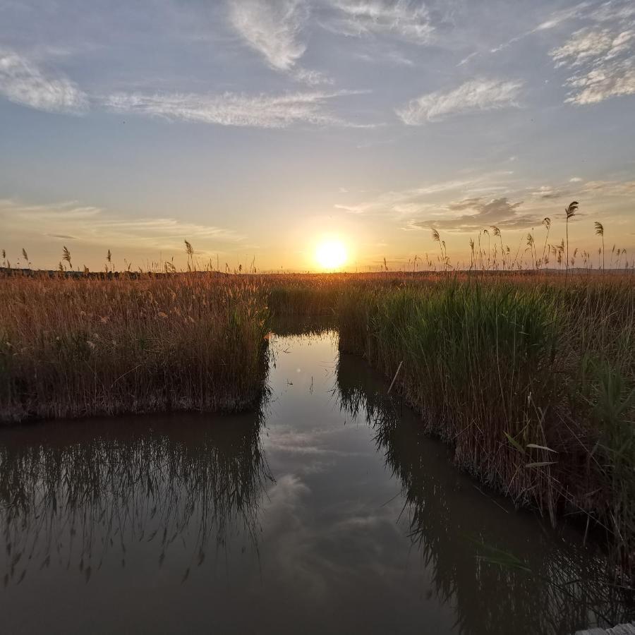 Pfahlbau Sunset II Toplage Inklusive Elektroboot Ruszt Kültér fotó
