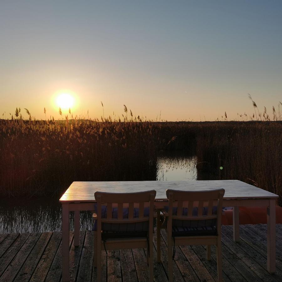 Pfahlbau Sunset II Toplage Inklusive Elektroboot Ruszt Kültér fotó