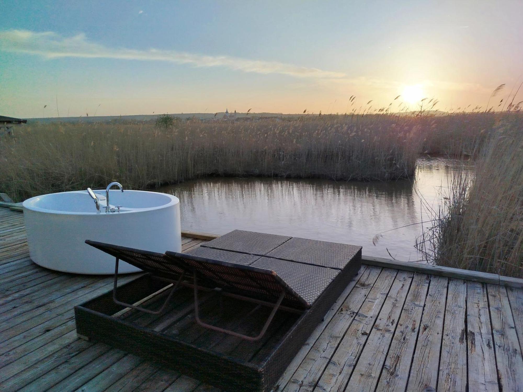 Pfahlbau Sunset II Toplage Inklusive Elektroboot Ruszt Kültér fotó