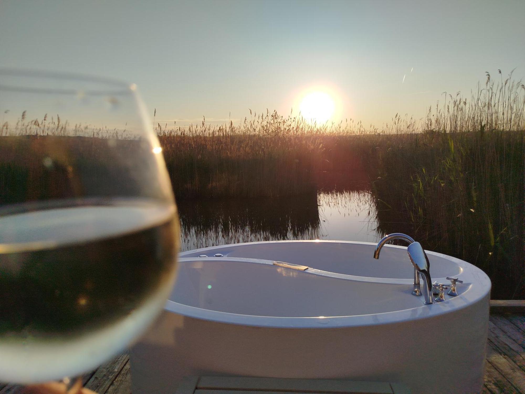 Pfahlbau Sunset II Toplage Inklusive Elektroboot Ruszt Kültér fotó
